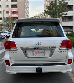تويوتا لاندكروزر